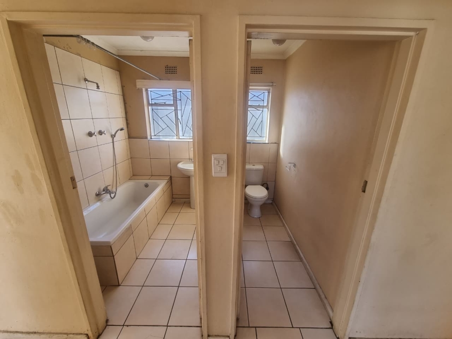 To Let 3 Bedroom Property for Rent in Devon Park Village Western Cape